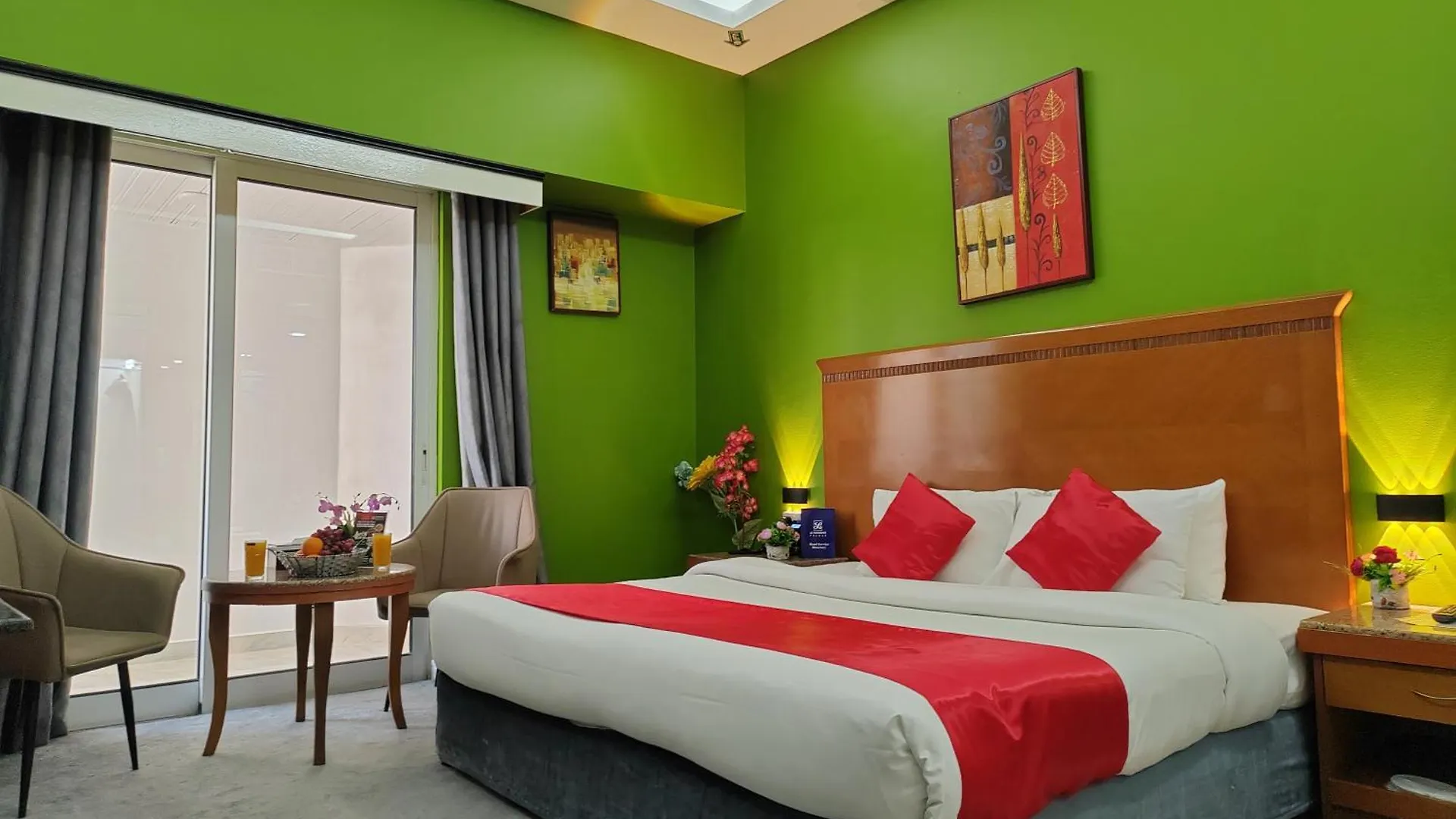 Le Paradise Palace Hotel Dubai 3*,